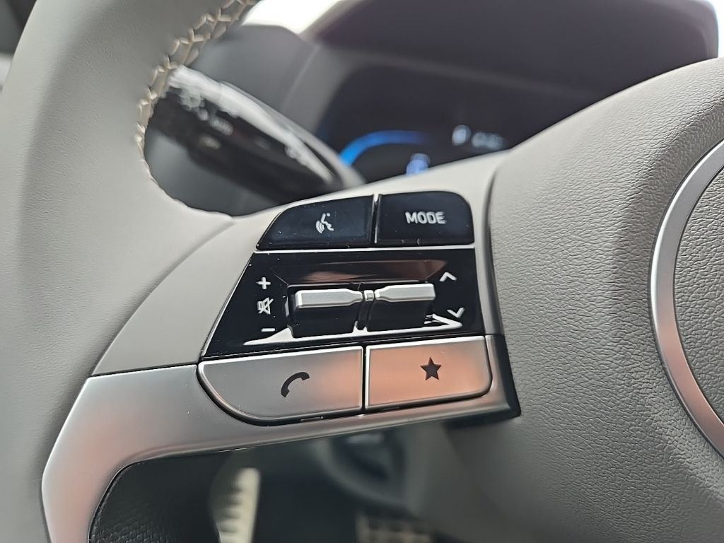 2025 Hyundai Elantra Sport 28