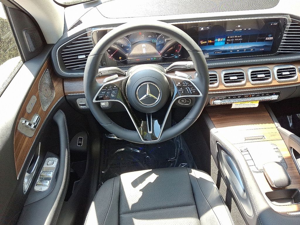 Thumbnail: 2026 Mercedes-Benz GLE - 9