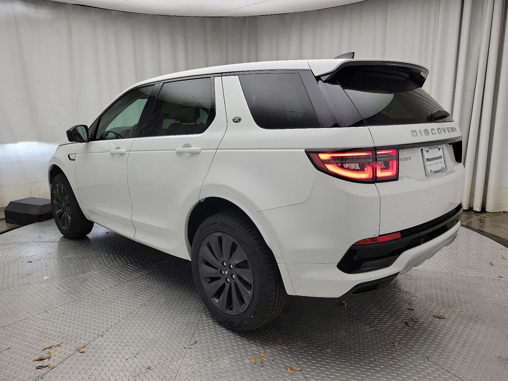 2025 Land Rover Discovery Sport S 4