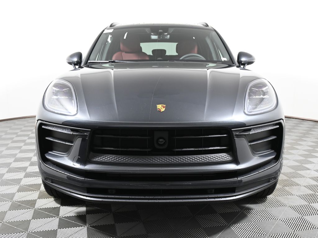 2024 Porsche Macan  9