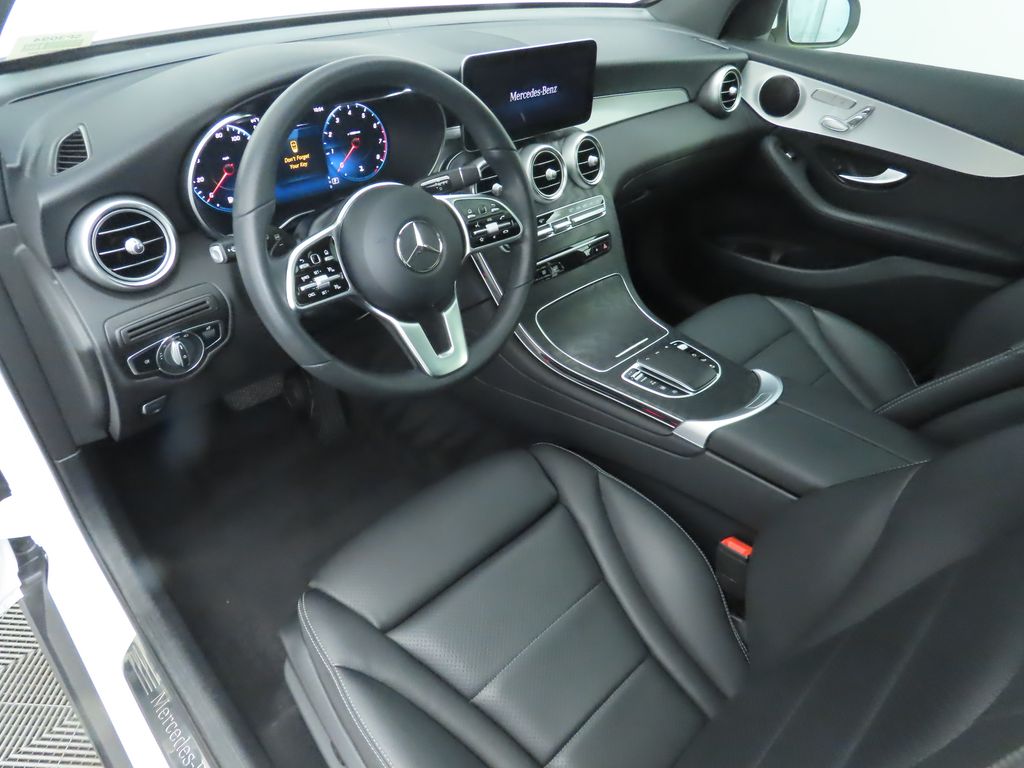 Thumbnail: 2022 Mercedes-Benz GLC - 9