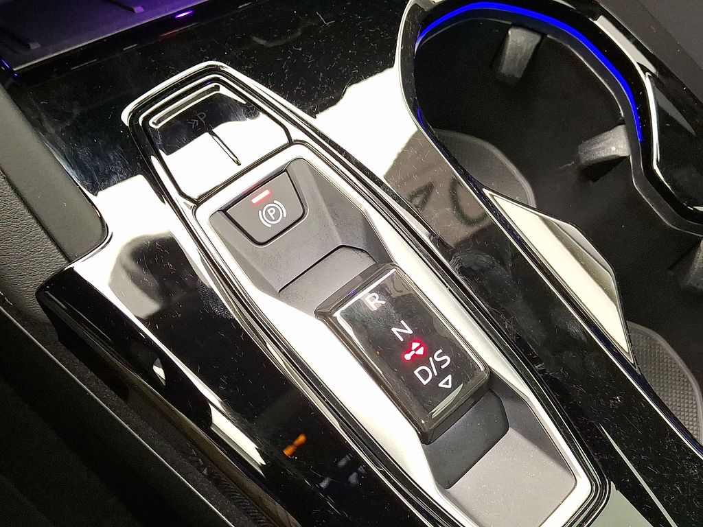 Thumbnail: 2025 Audi Q5 - 15