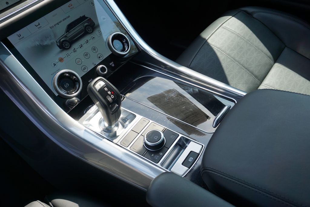 Thumbnail: 2020 Land Rover Range Rover Sport - 27