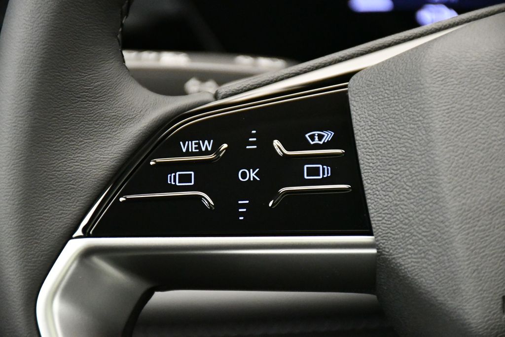 2025 Audi e-tron Premium 21
