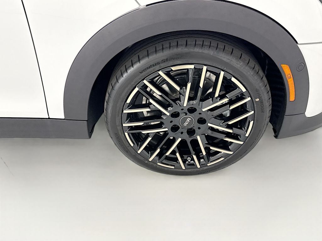 Thumbnail: 2026 MINI Cooper - 29
