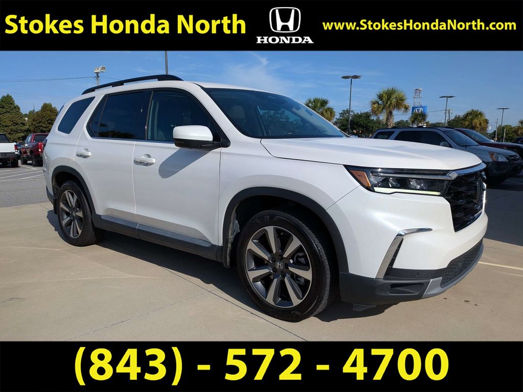 Used 2025 Honda Pilot SUV