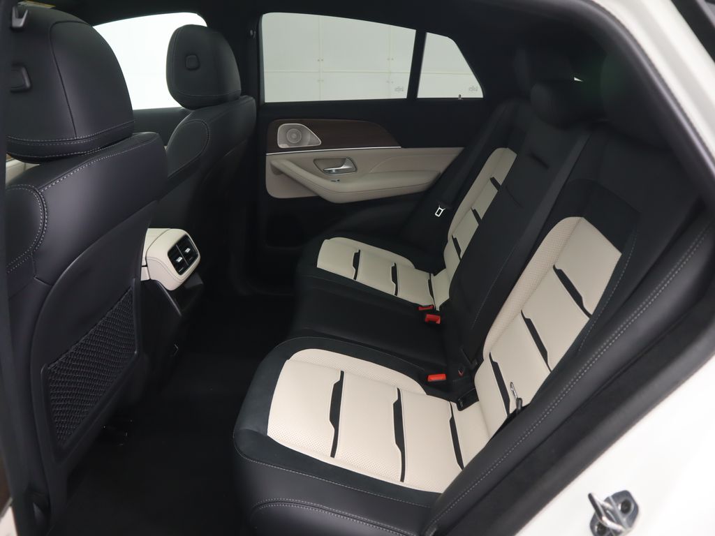 Thumbnail: 2026 Mercedes-Benz GLE - 23