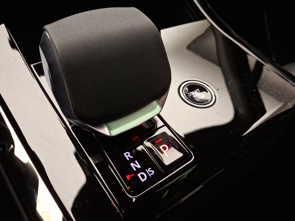 2025 Land Rover Range Rover Sport Dynamic 10