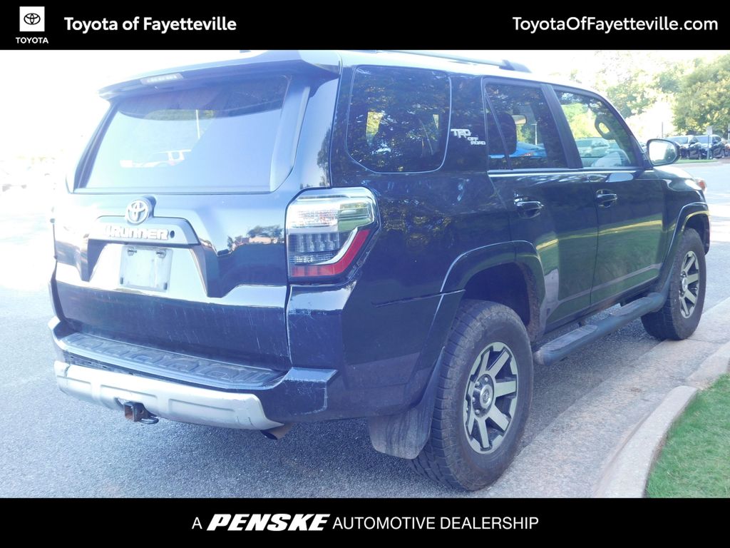 Thumbnail: 2017 Toyota 4Runner - 4