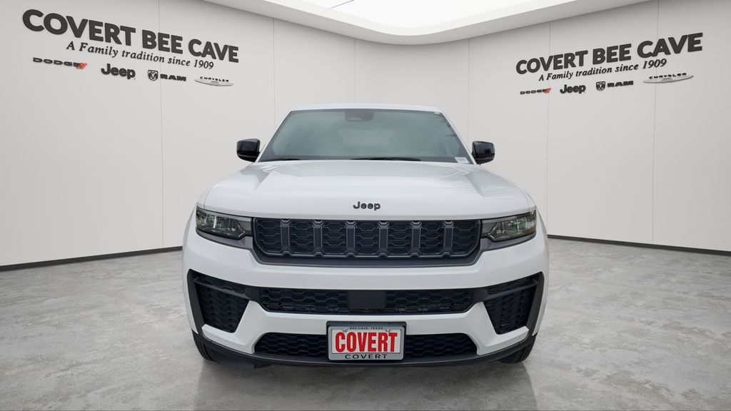 New 2026 White/off-white Jeep Laredo image 2