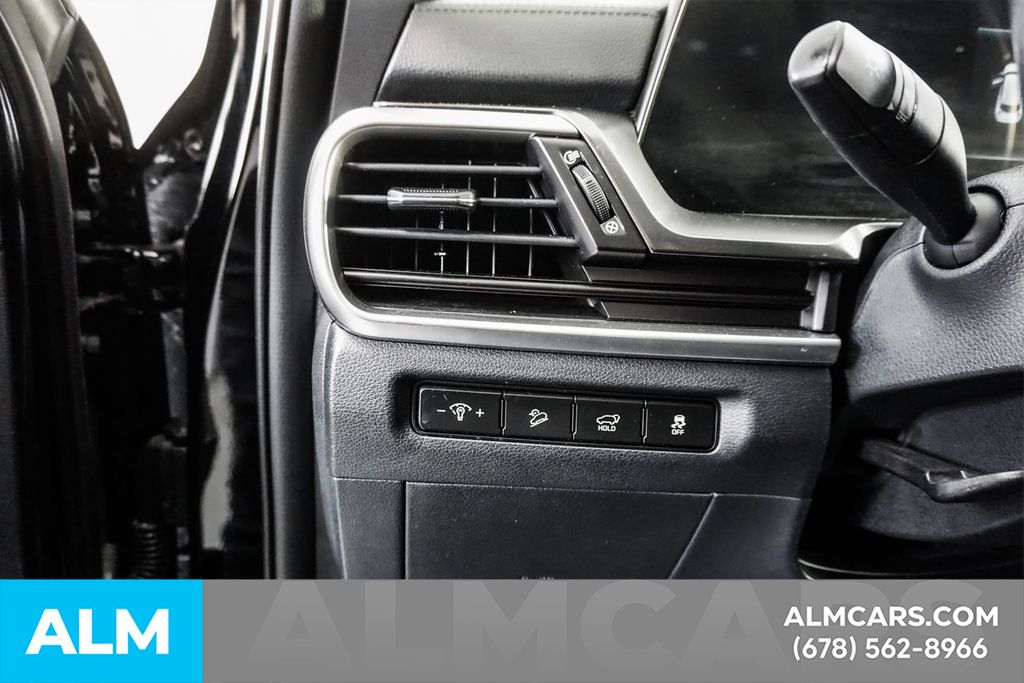 Used 2025 Black Kia S image 35