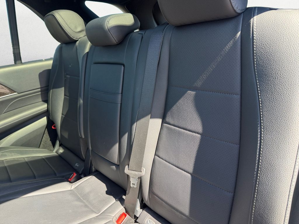 used 2024 Mercedes-Benz GLE car, priced at $46,467