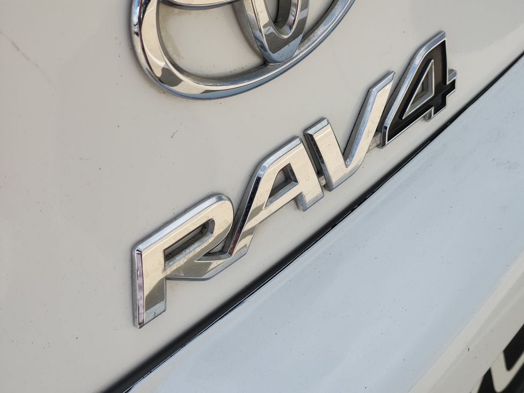 2011 Toyota RAV4 Base White at Gullo Toyota