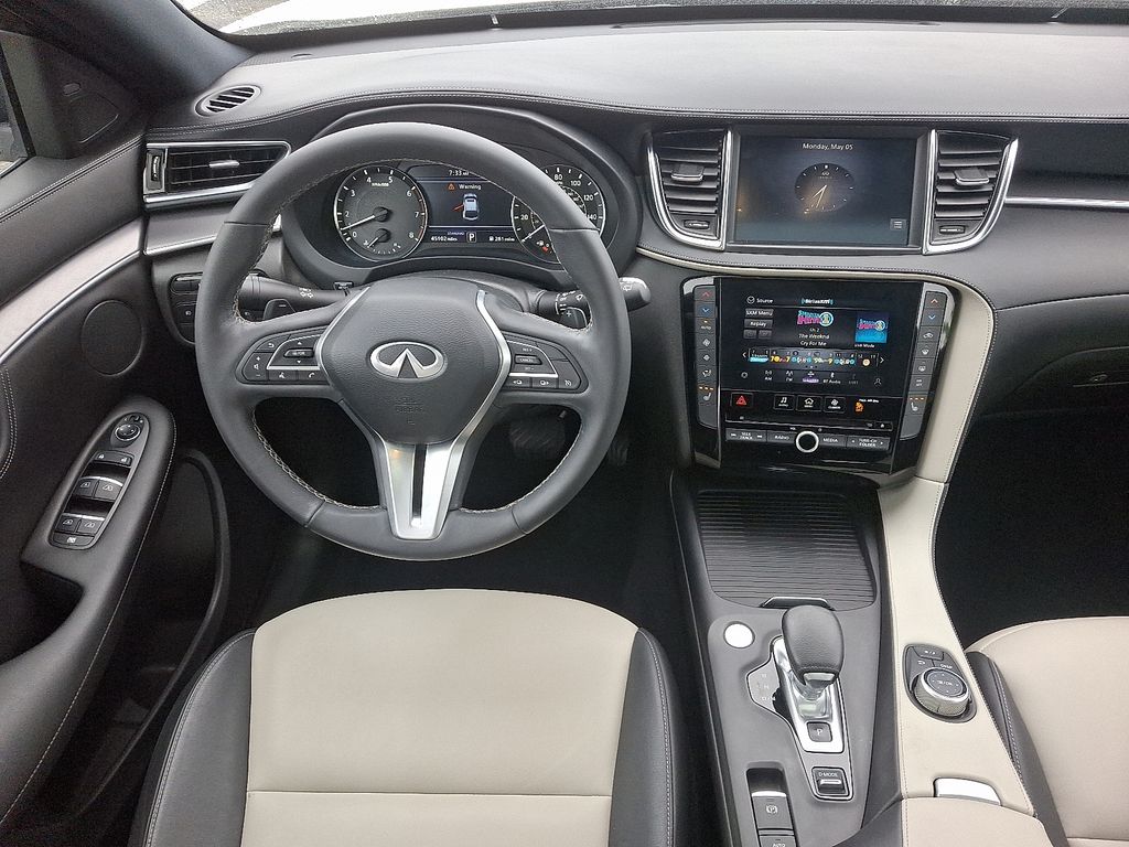 2022 INFINITI QX55 Luxe 12