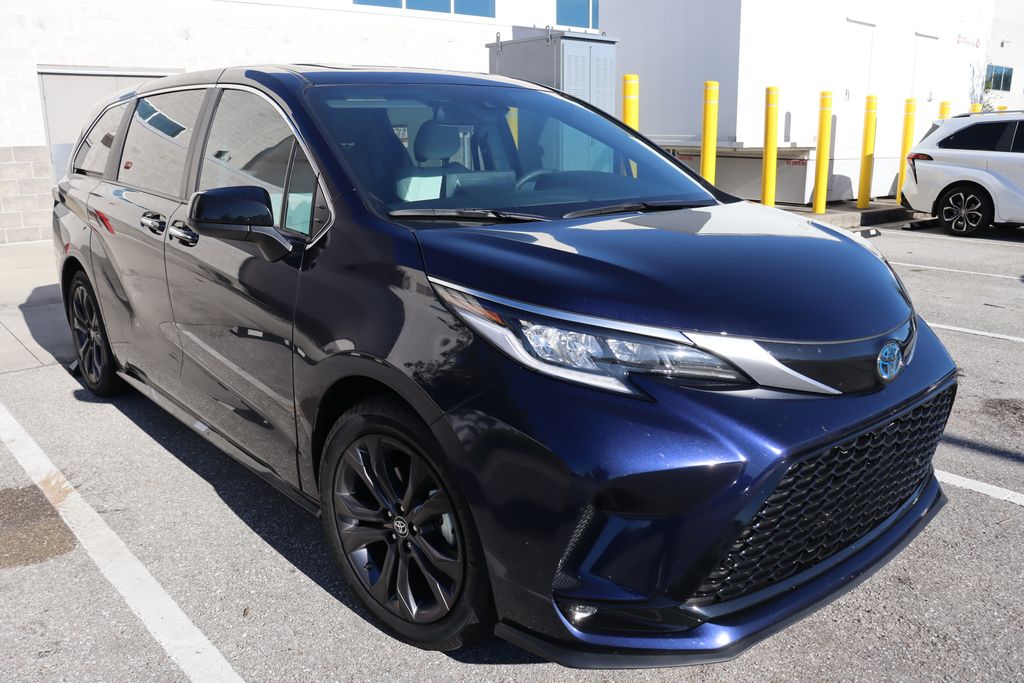 2024 Toyota Sienna XSE 6