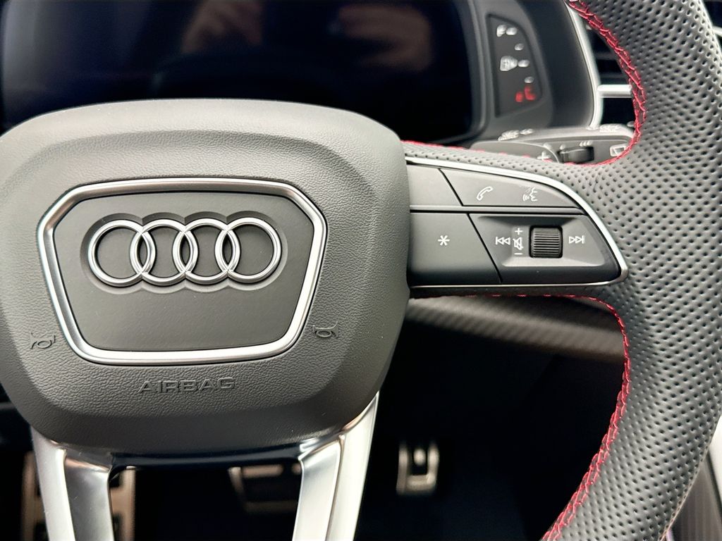 Thumbnail: 2026 Audi Q7 - 12