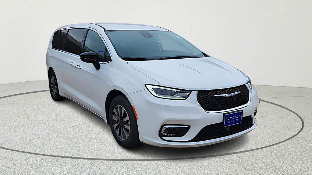 2024 Chrysler Pacifica Hybrid