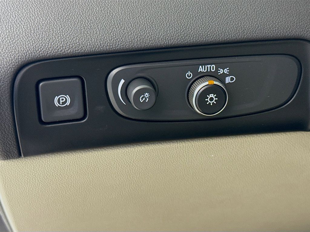 Thumbnail: 2020 Buick Enclave - 10