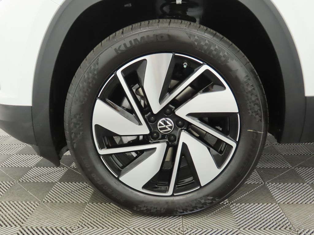 Thumbnail: 2026 Volkswagen Atlas - 31