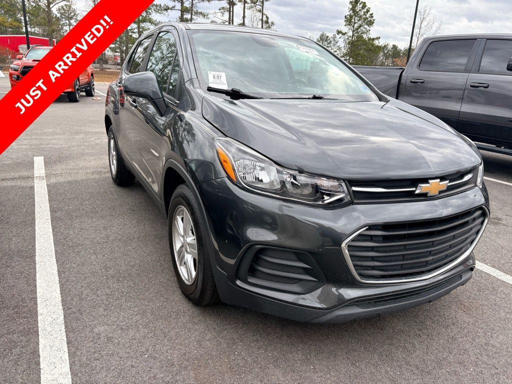 Nightfall Gray Metallic 2019 Chevrolet Trax LS FWD SUV / Crossover Front-Wheel Drive 6-Speed Automatic