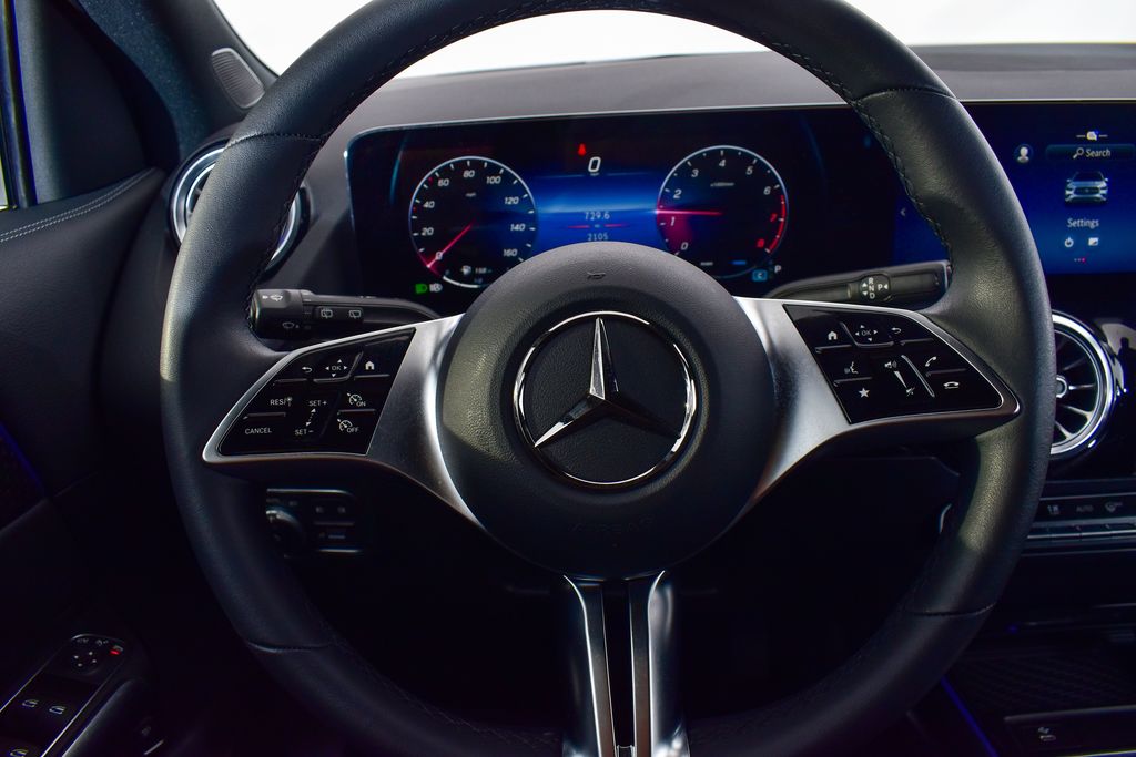 Thumbnail: 2026 Mercedes-Benz GLA - 17