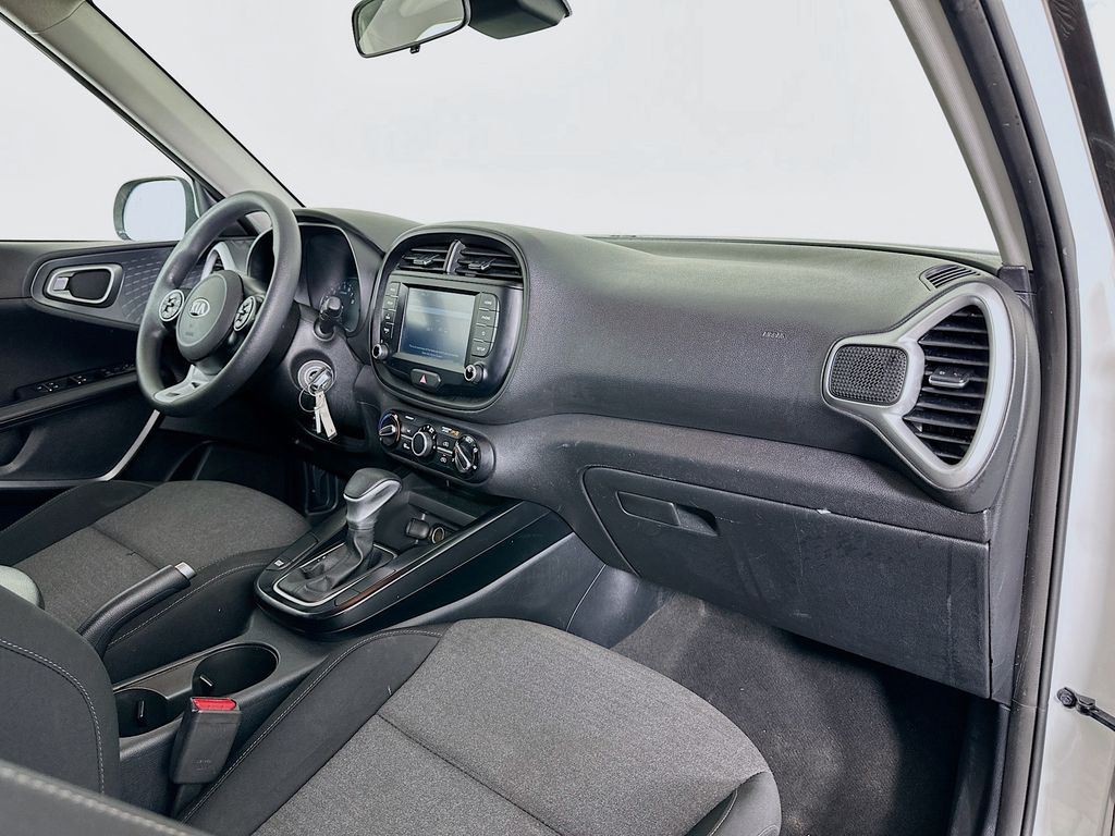 2021 Kia Soul S 27