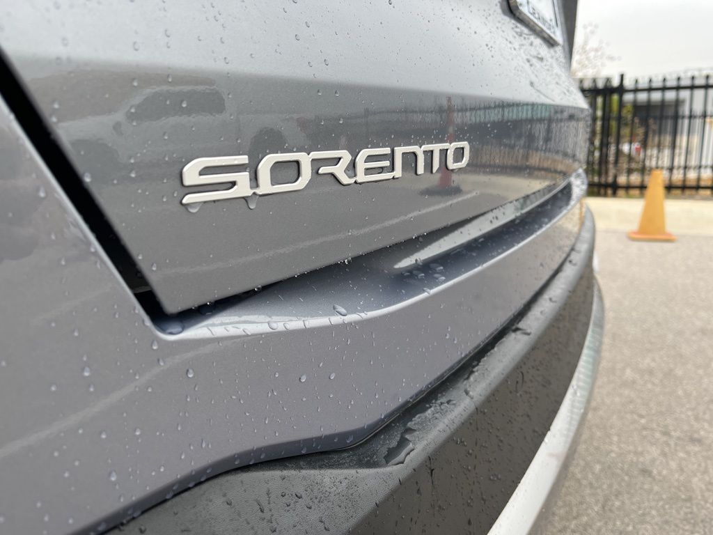 Thumbnail: 2024 Kia Sorento - 8
