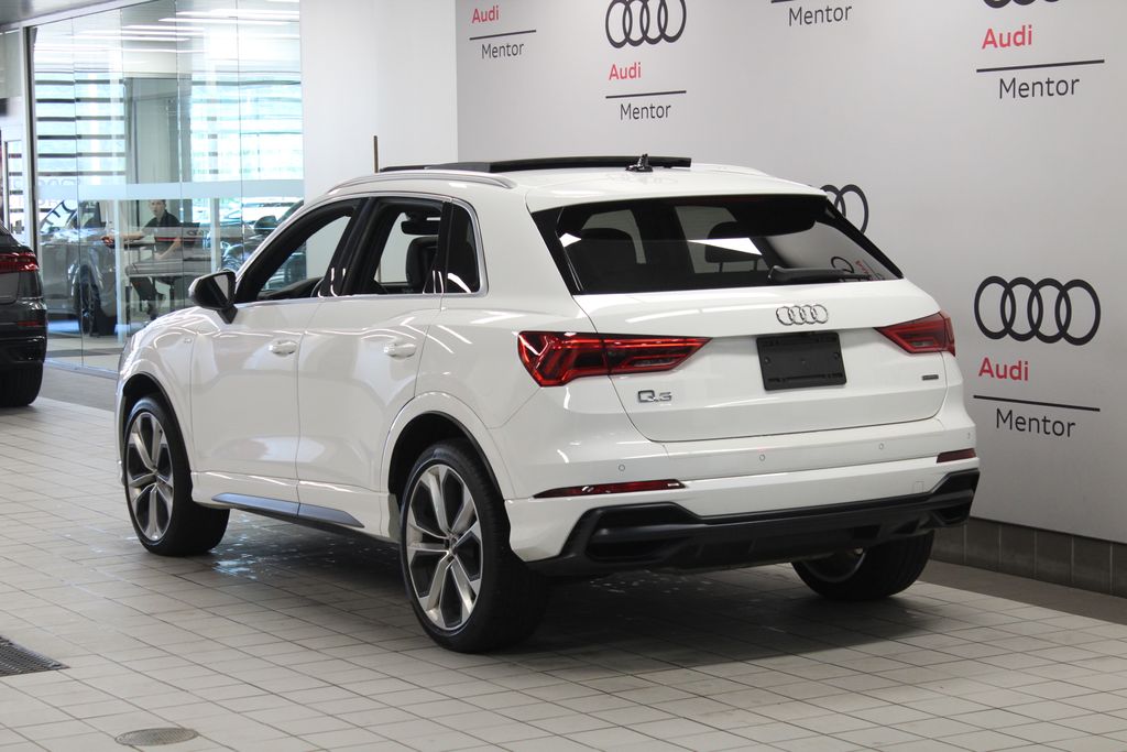 Thumbnail: 2020 Audi Q3 - 4