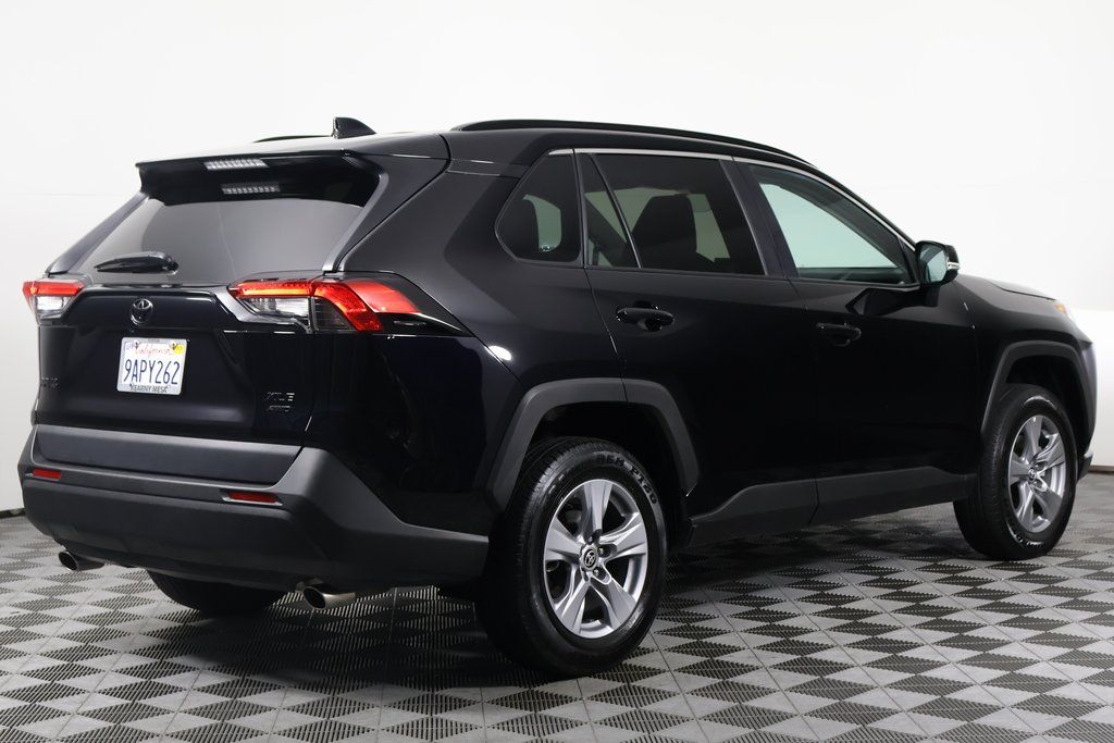 2022 Toyota RAV4 XLE 4