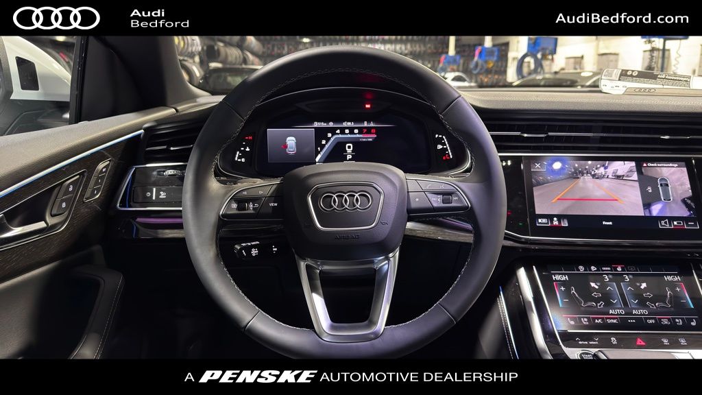 Thumbnail: 2026 Audi Q8 - 1