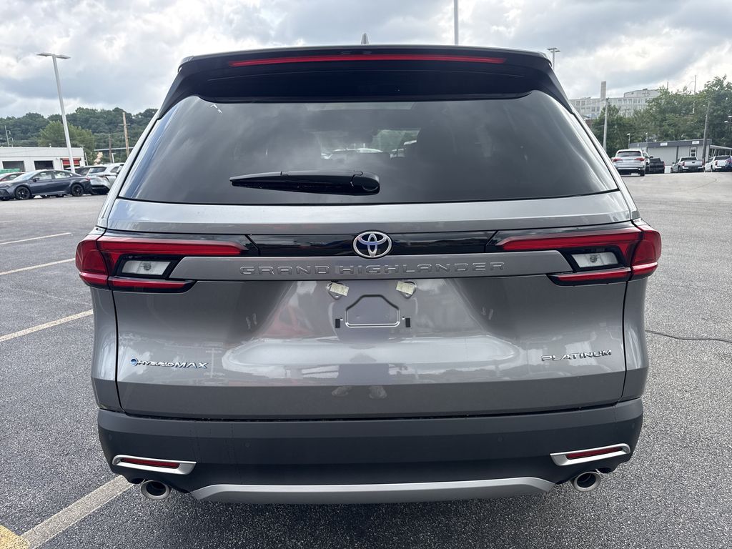 New 2026 Toyota Grand Highlander Hybrid SUV