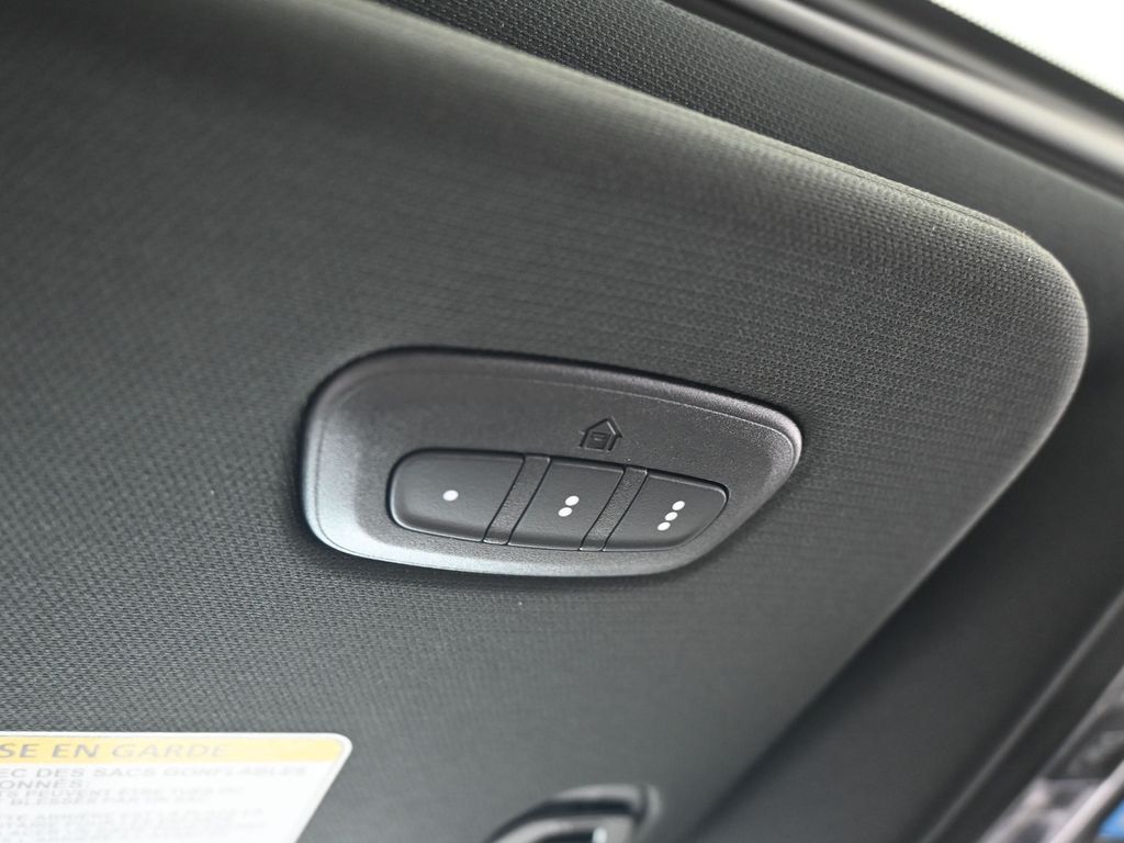 New 2026 Bright White Clearcoat Ram Big Horn/Lone Star image 24