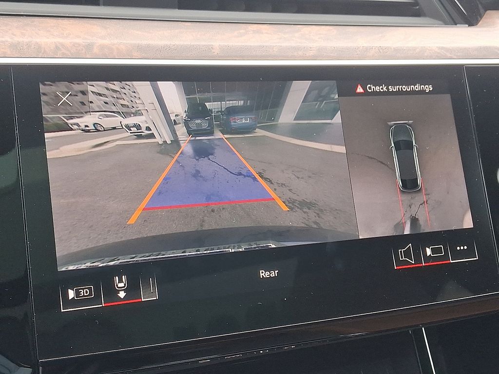 Thumbnail: 2023 Audi e-tron GT - 18