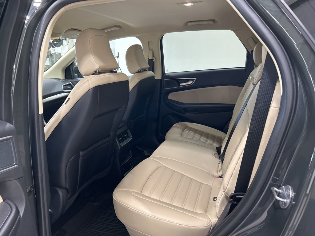 used 2024 Ford Edge car, priced at $29,986