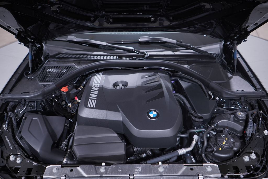 Thumbnail: 2026 BMW 3 Series - 14