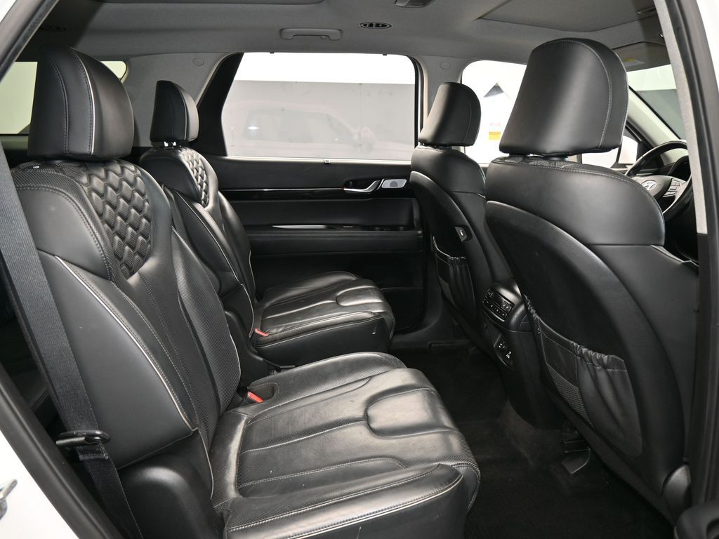 Used 2021 Hyper White Hyundai Limited image 49