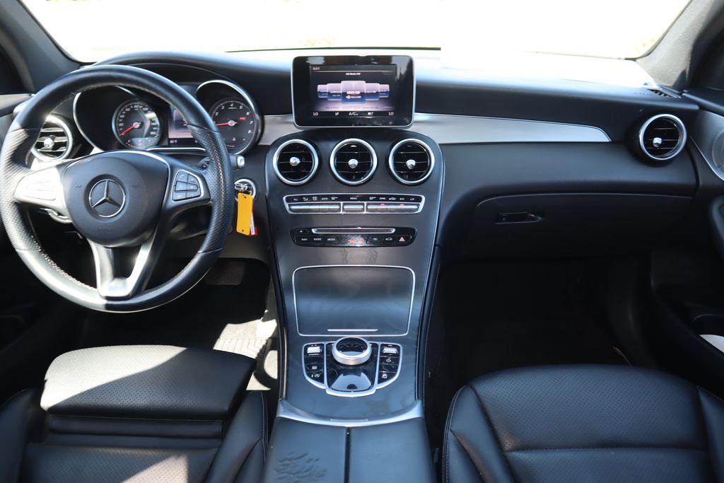 2019 Mercedes-Benz GLC 300 13
