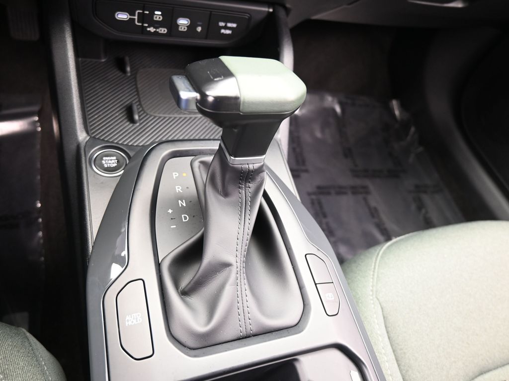 Used 2025 Interstellar Gray Kia EX image 27