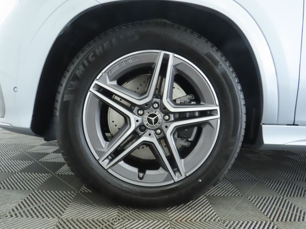 Thumbnail: 2026 Mercedes-Benz GLE - 32