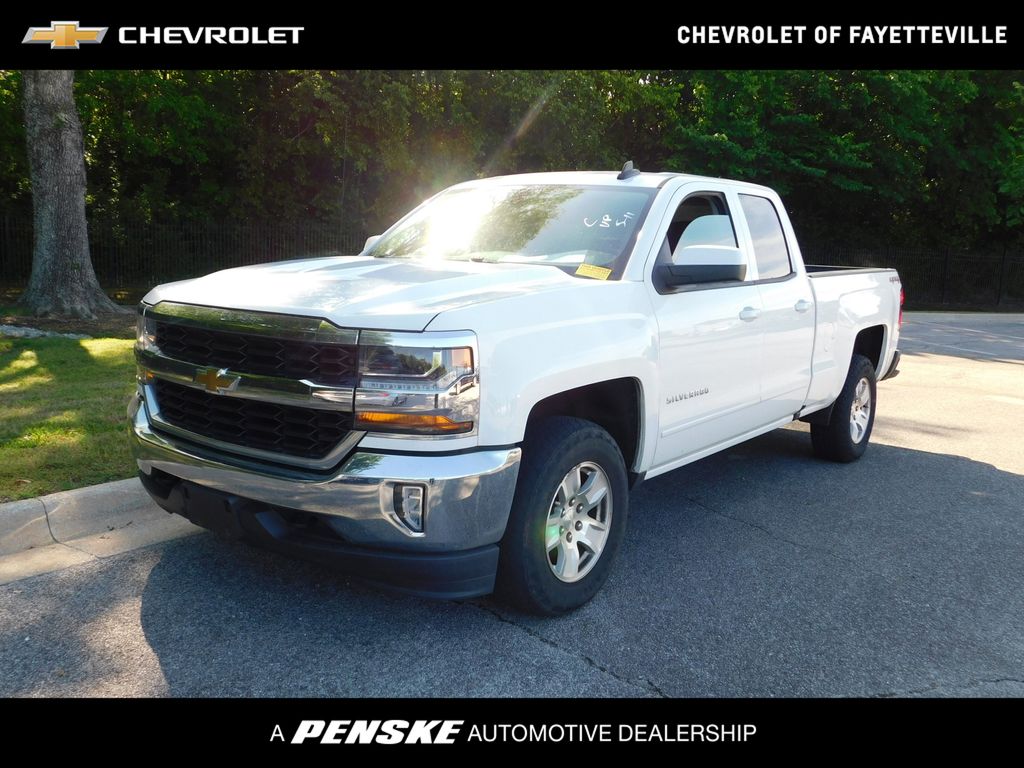 Thumbnail: 2017 Chevrolet Silverado 1500 - 1