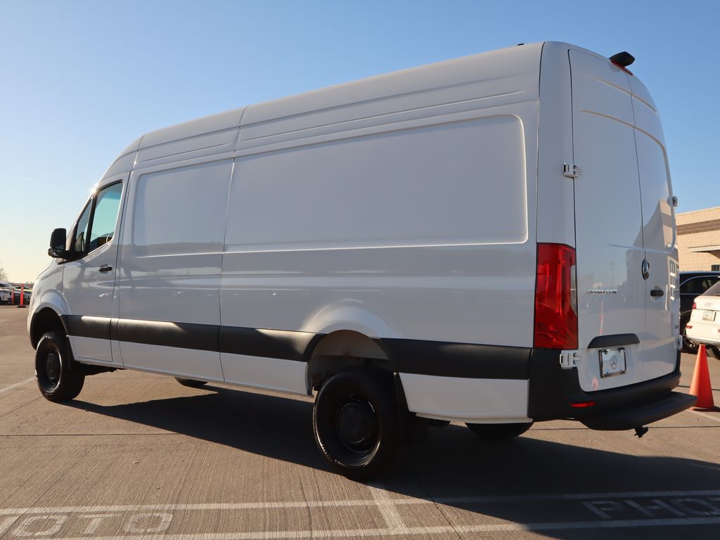 2025 Mercedes-Benz Sprinter 2500 7