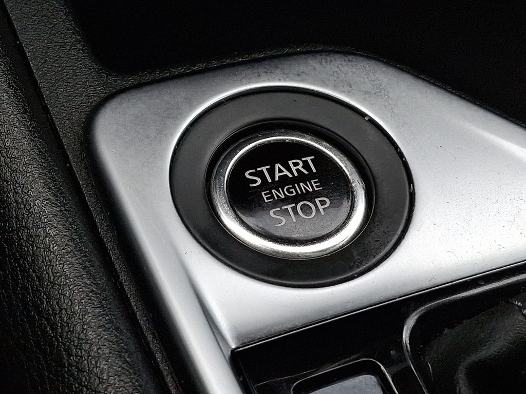 Thumbnail: 2024 Nissan Sentra - 24