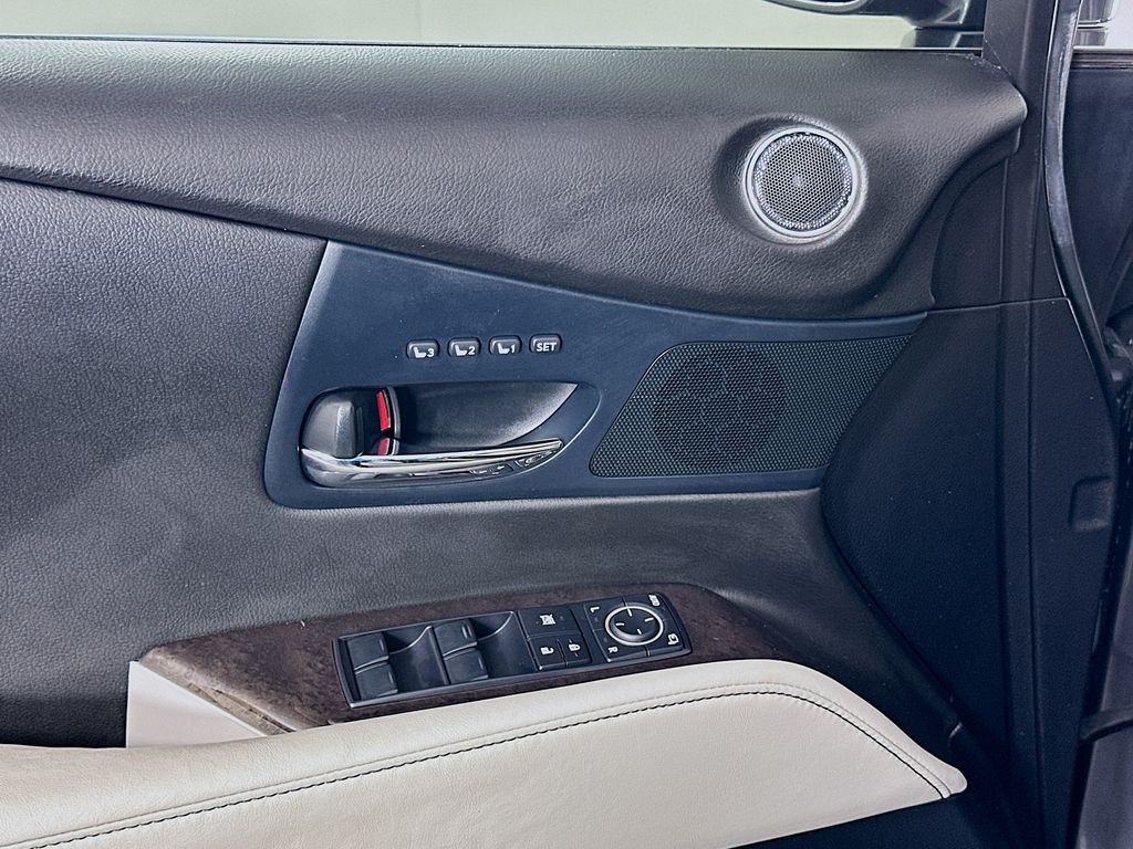 Thumbnail: 2013 Lexus RX - 18
