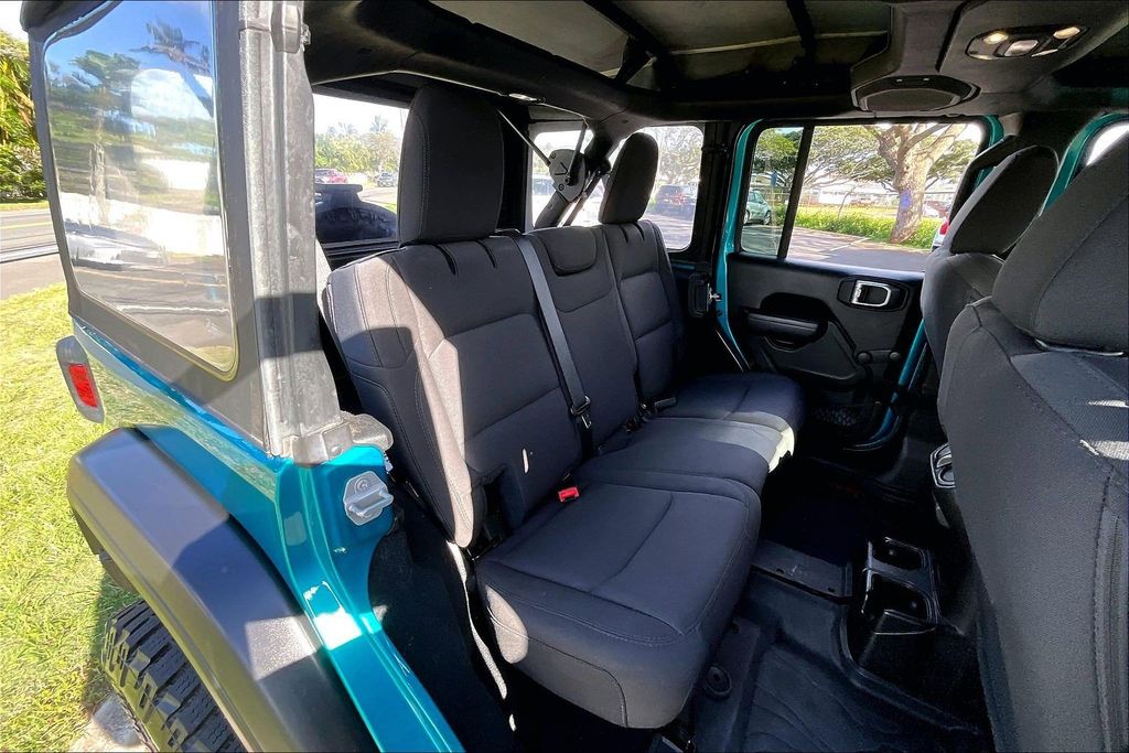 Used 2020 Teal Jeep Unlimited Sport image 29