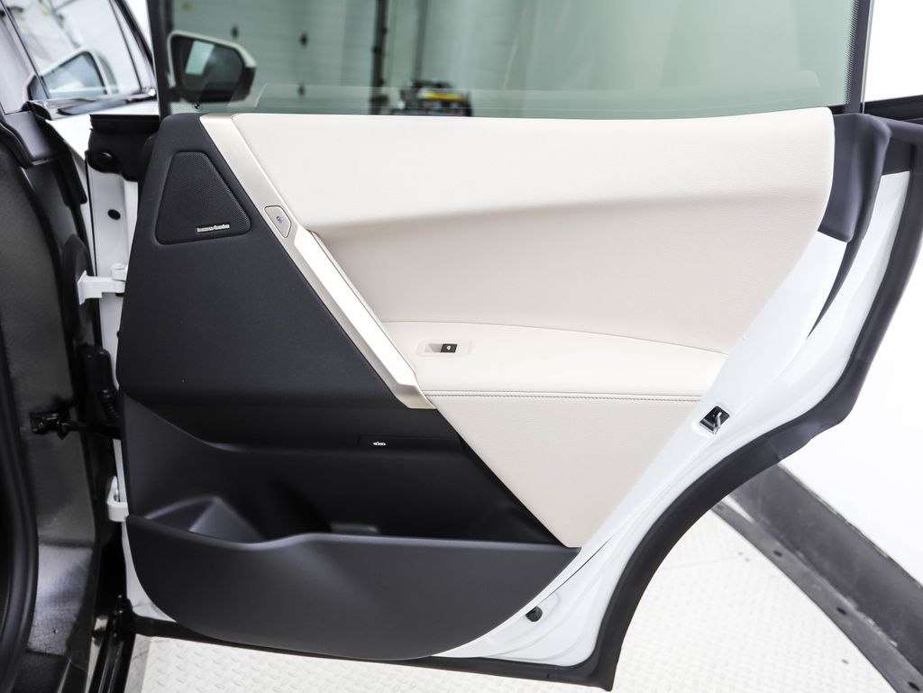 Thumbnail: 2026 BMW iX - 26