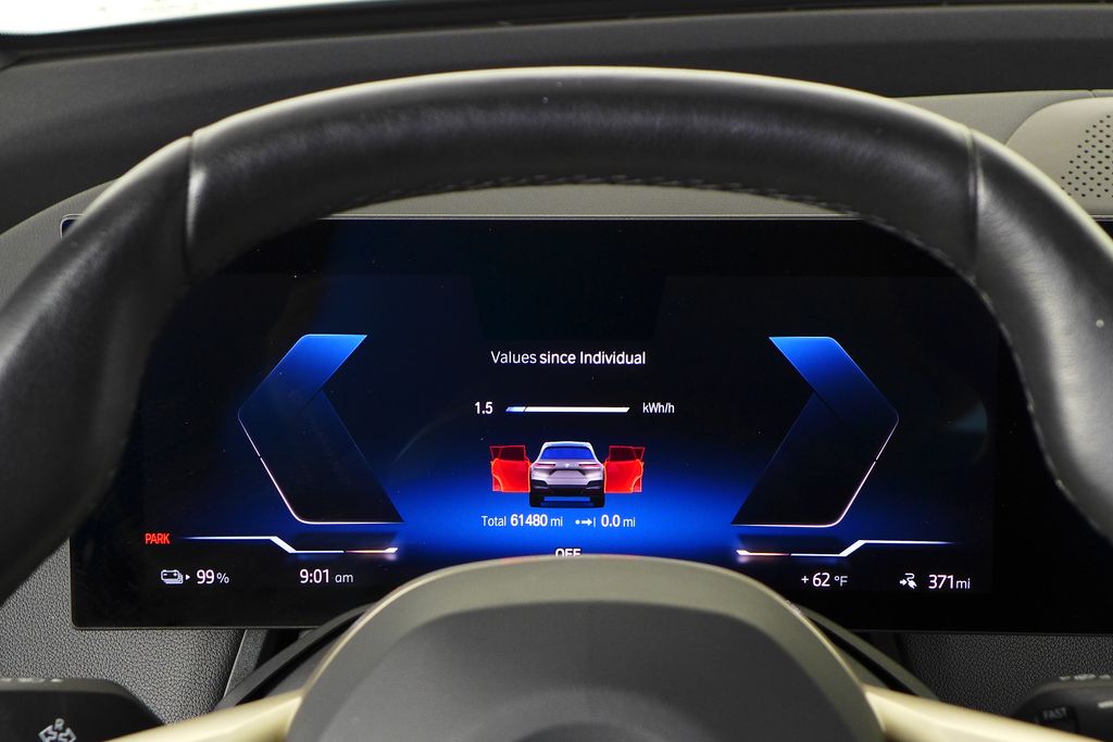 Thumbnail: 2023 BMW iX - 27