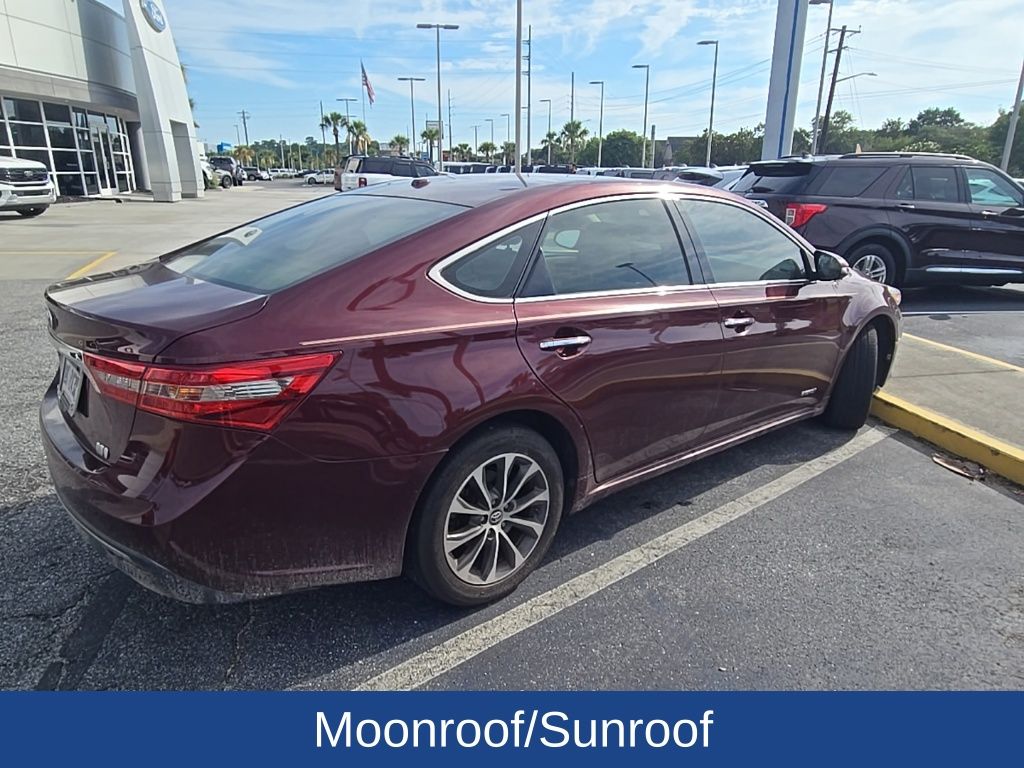 2018 Toyota Avalon Hybrid XLE Premium