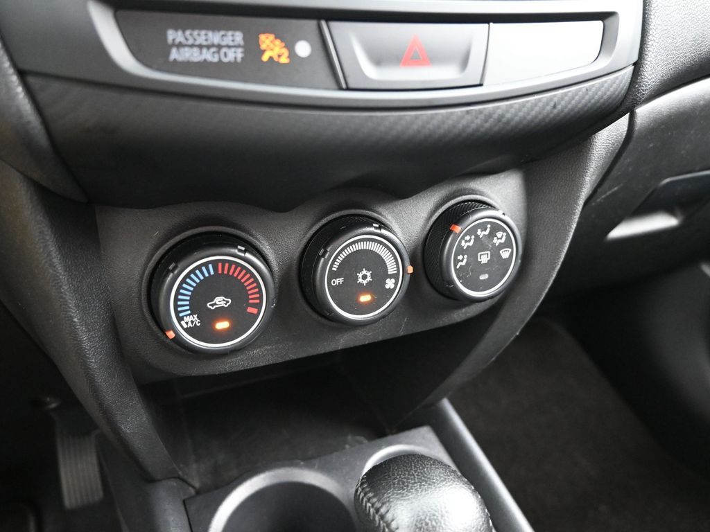2016 Mitsubishi Outlander Sport 2.4 ES