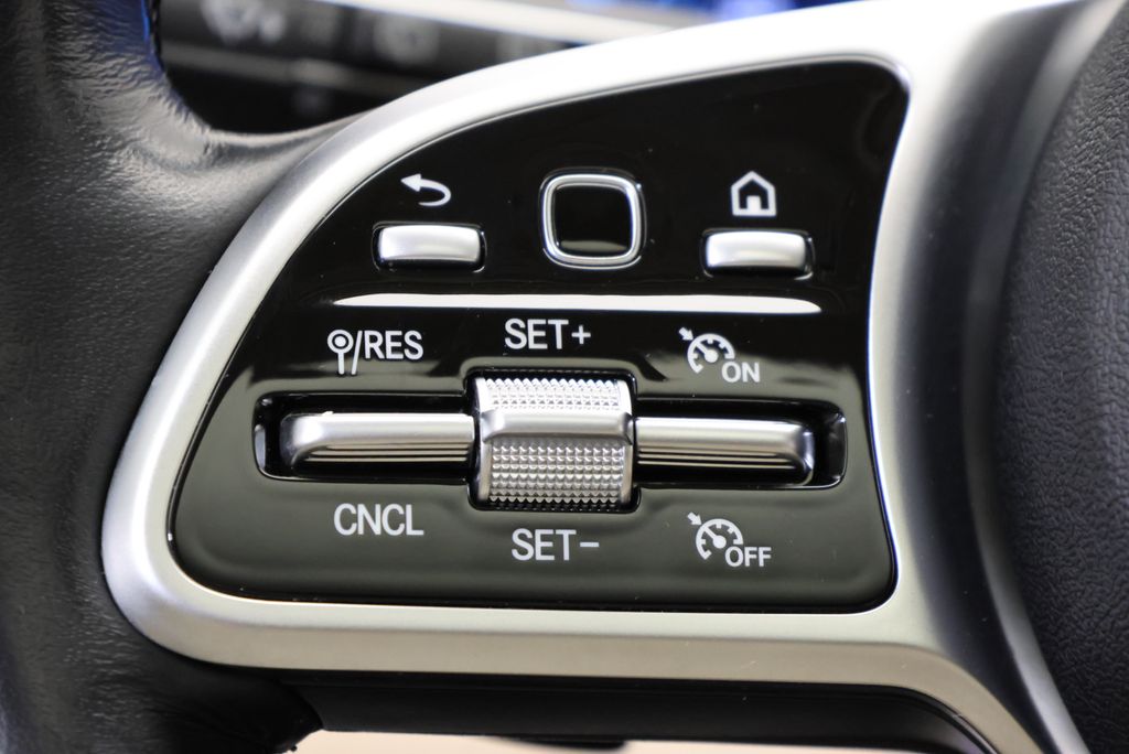 Thumbnail: 2021 Mercedes-Benz GLE - 21