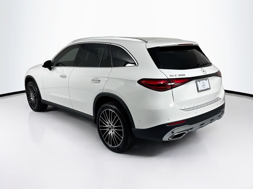 Thumbnail: 2026 Mercedes-Benz GLC - 7